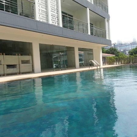 R-Con Rest Sea Hotel Pattaya Buitenkant foto