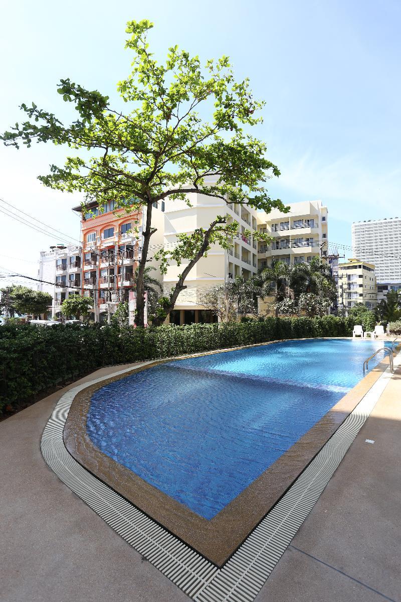 R-Con Rest Sea Hotel Pattaya Buitenkant foto