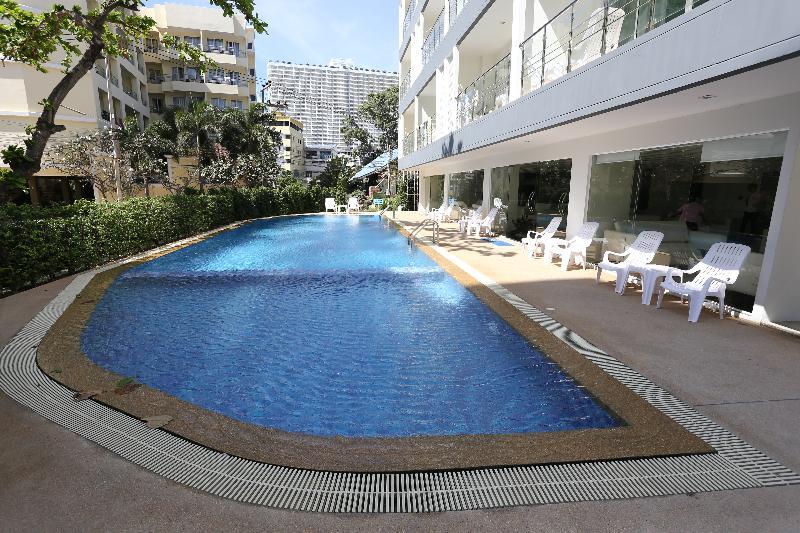 R-Con Rest Sea Hotel Pattaya Buitenkant foto